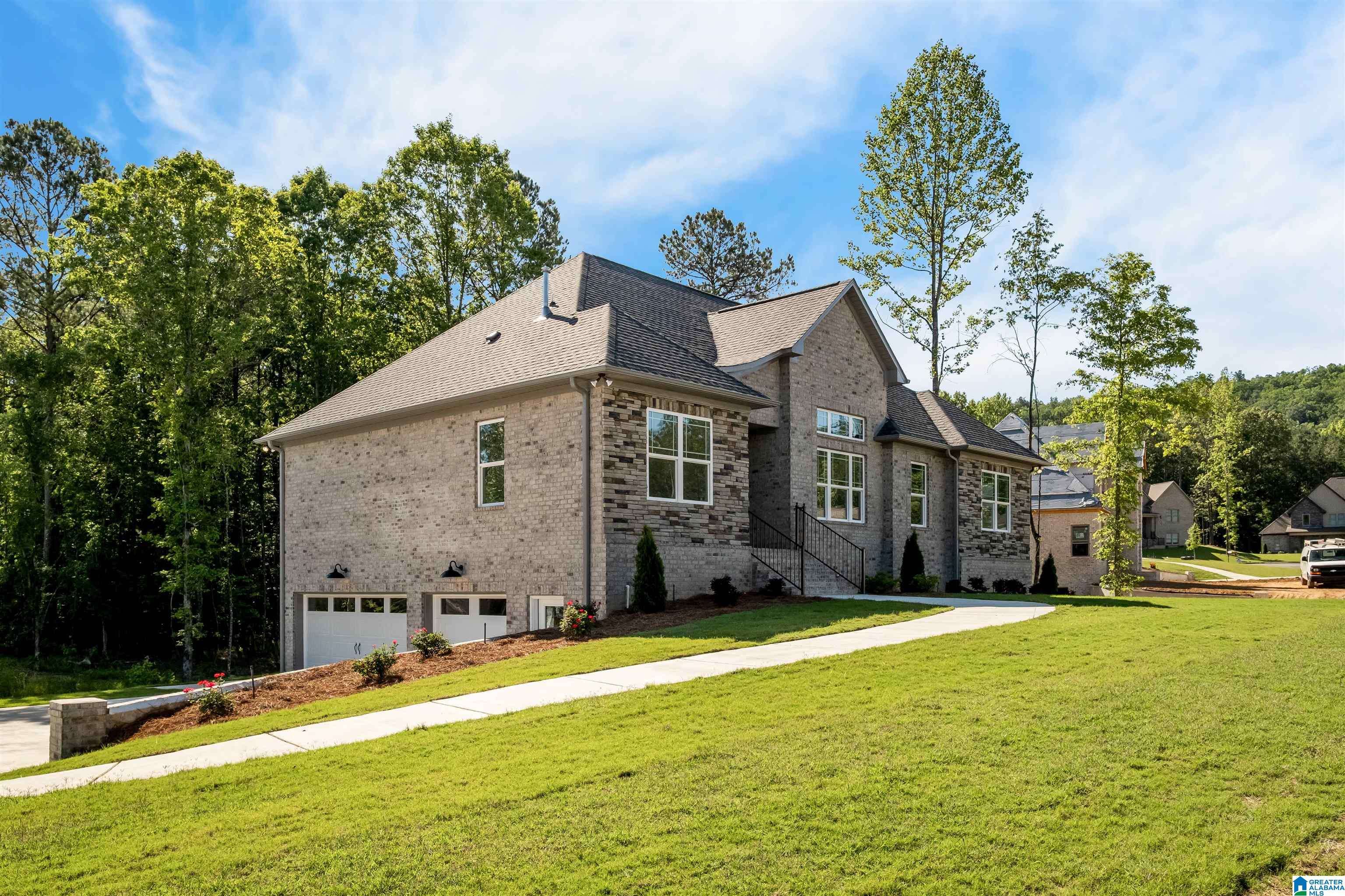 Pelham, AL 35124,1121 GREY OAKS VALLEY