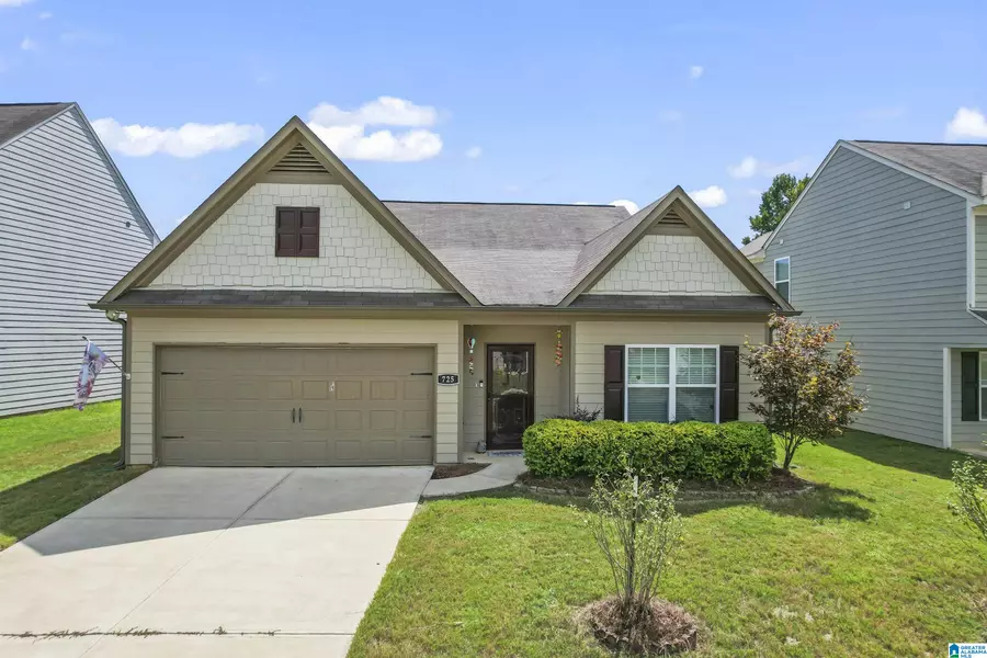 725 CLOVER CIRCLE, Springville, AL 35146