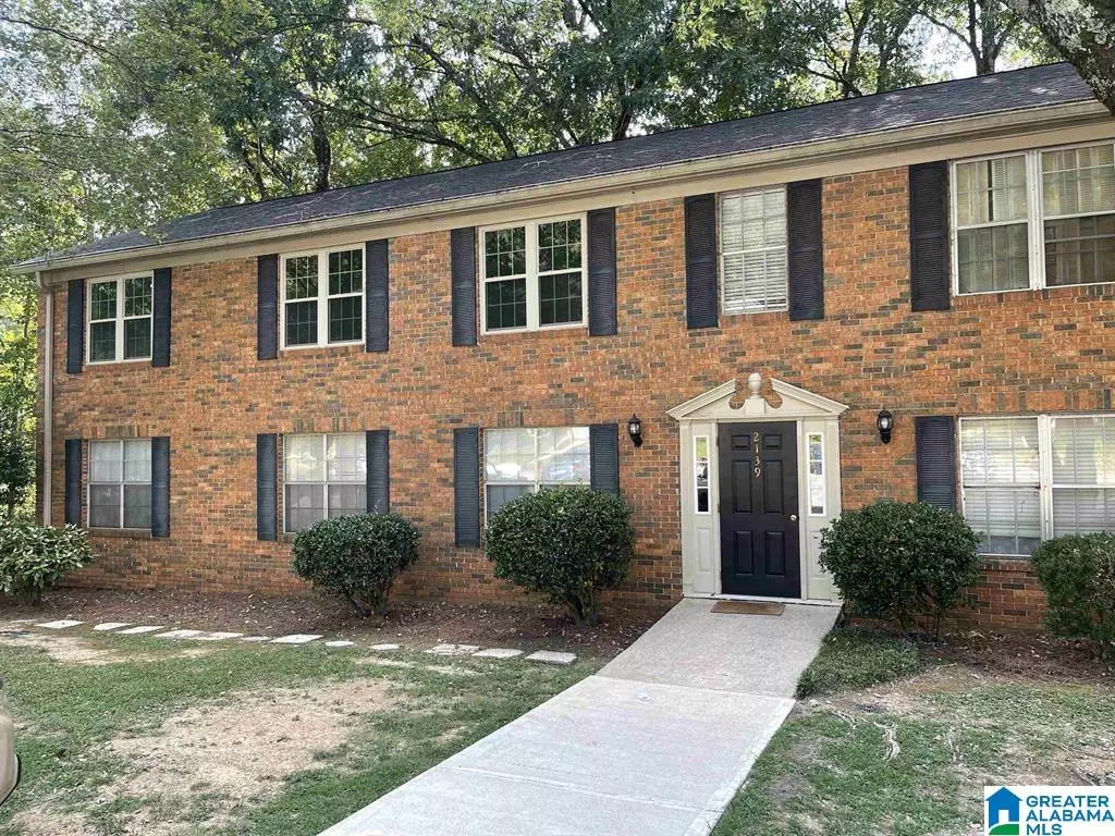 Vestavia Hills, AL 35216,2139 MONTREAT DRIVE #c