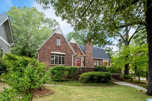 Homewood, AL 35209,1424 ARDSLEY PLACE