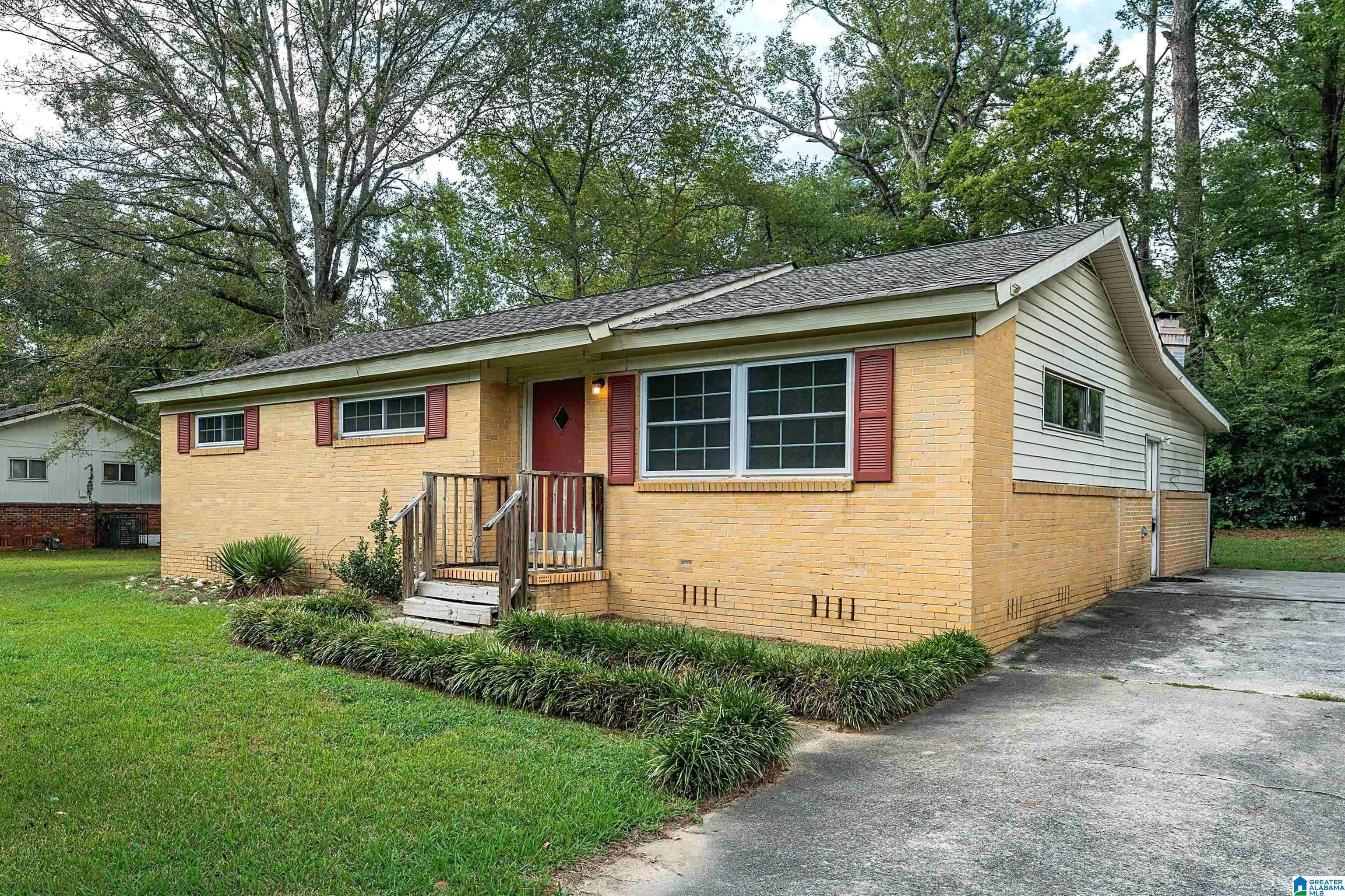 Birmingham, AL 35215,448 BURGUNDY ROAD