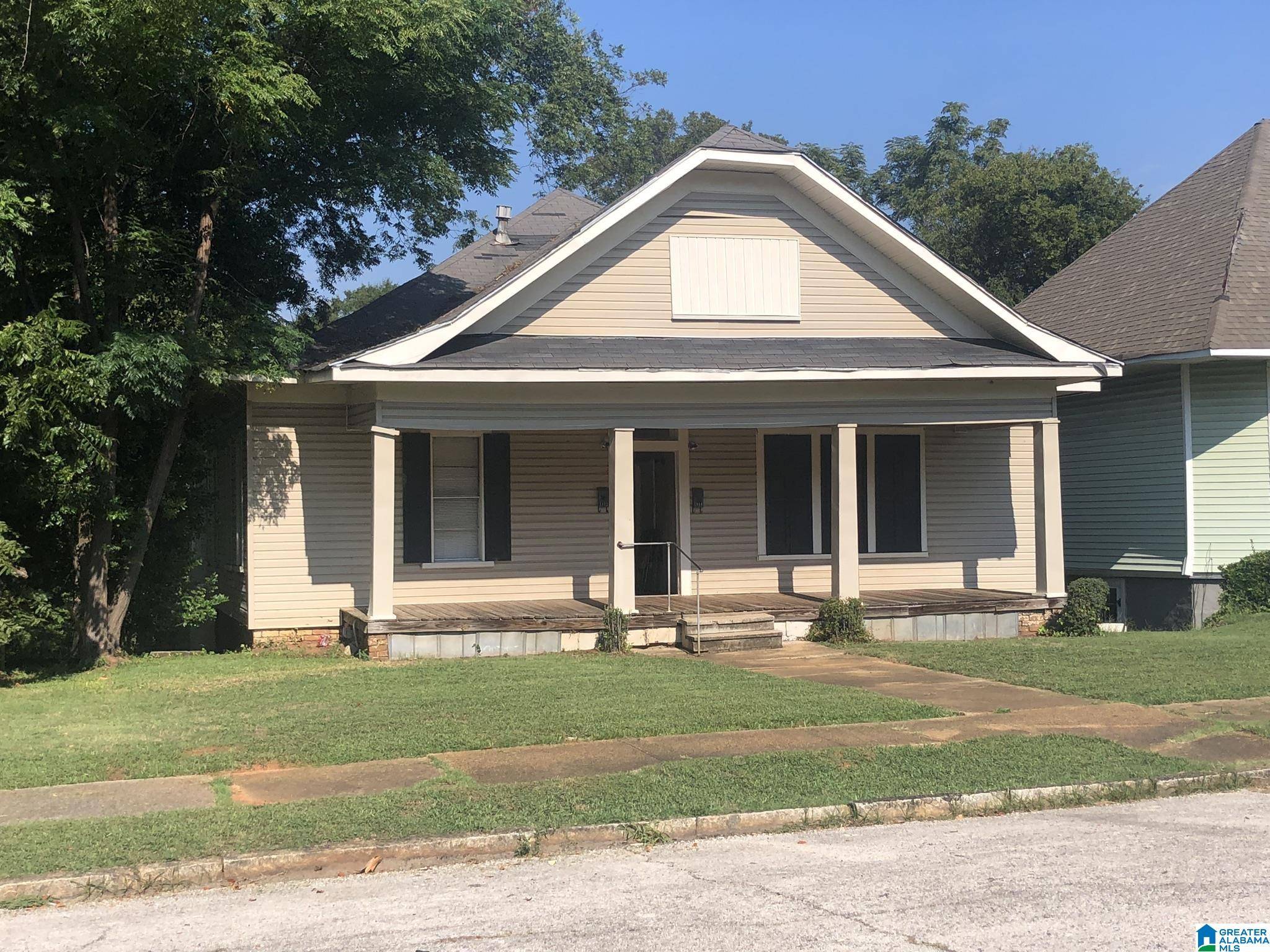1812 CLARENDON AVENUE, Bessemer, AL 35020