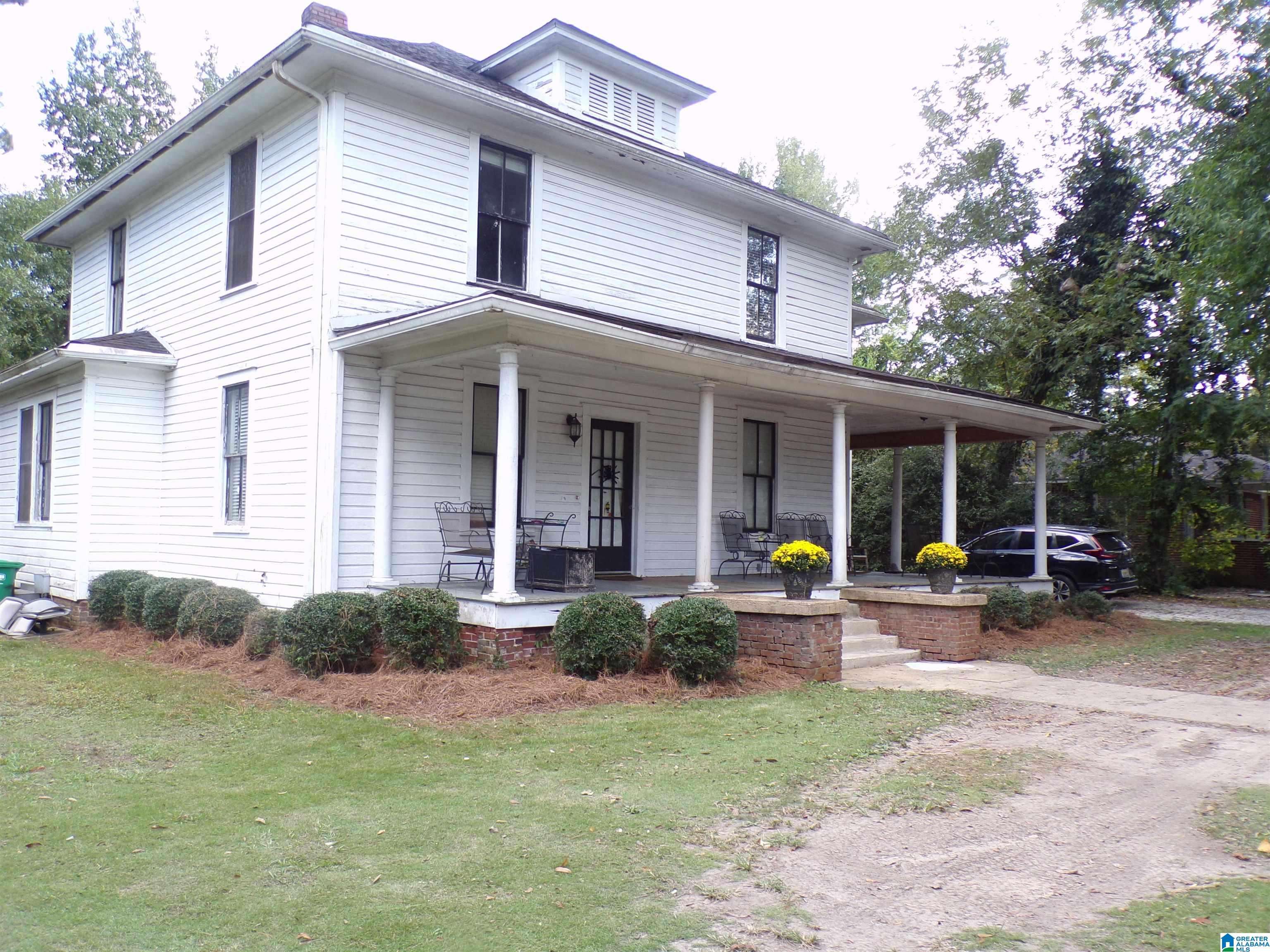304 S BROADWAY, Sylacauga, AL 35150