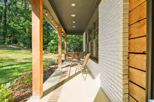 Hoover, AL 35216,3428 MEADOW WOODS DRIVE