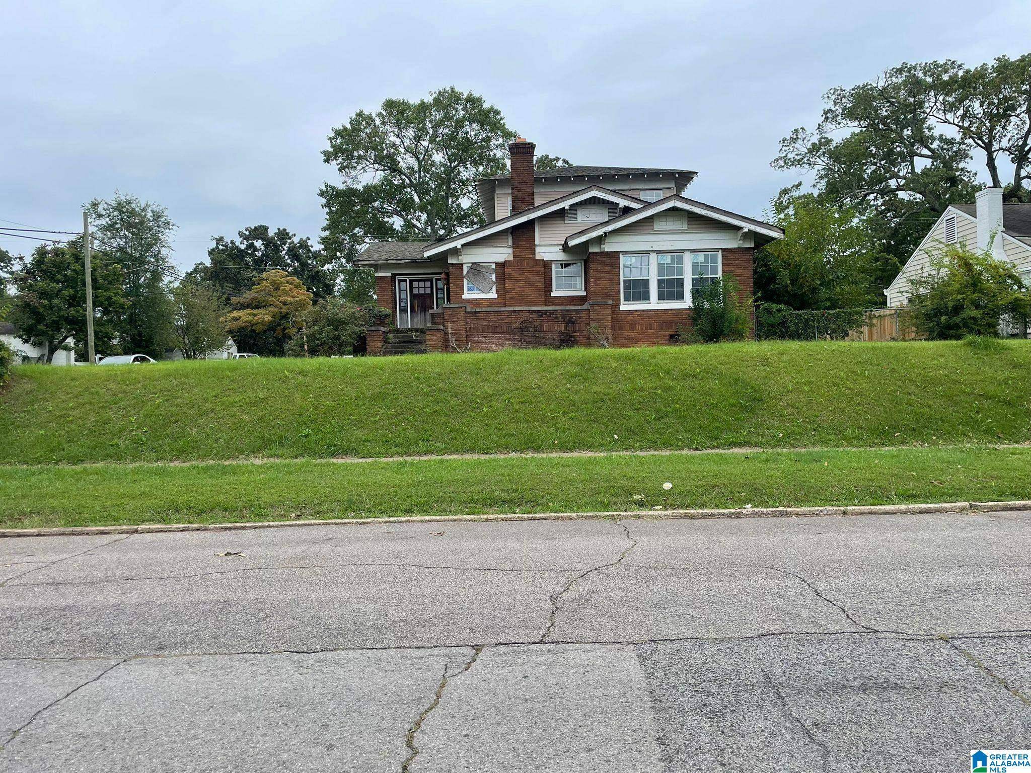 1349 41ST STREET, Birmingham, AL 35208