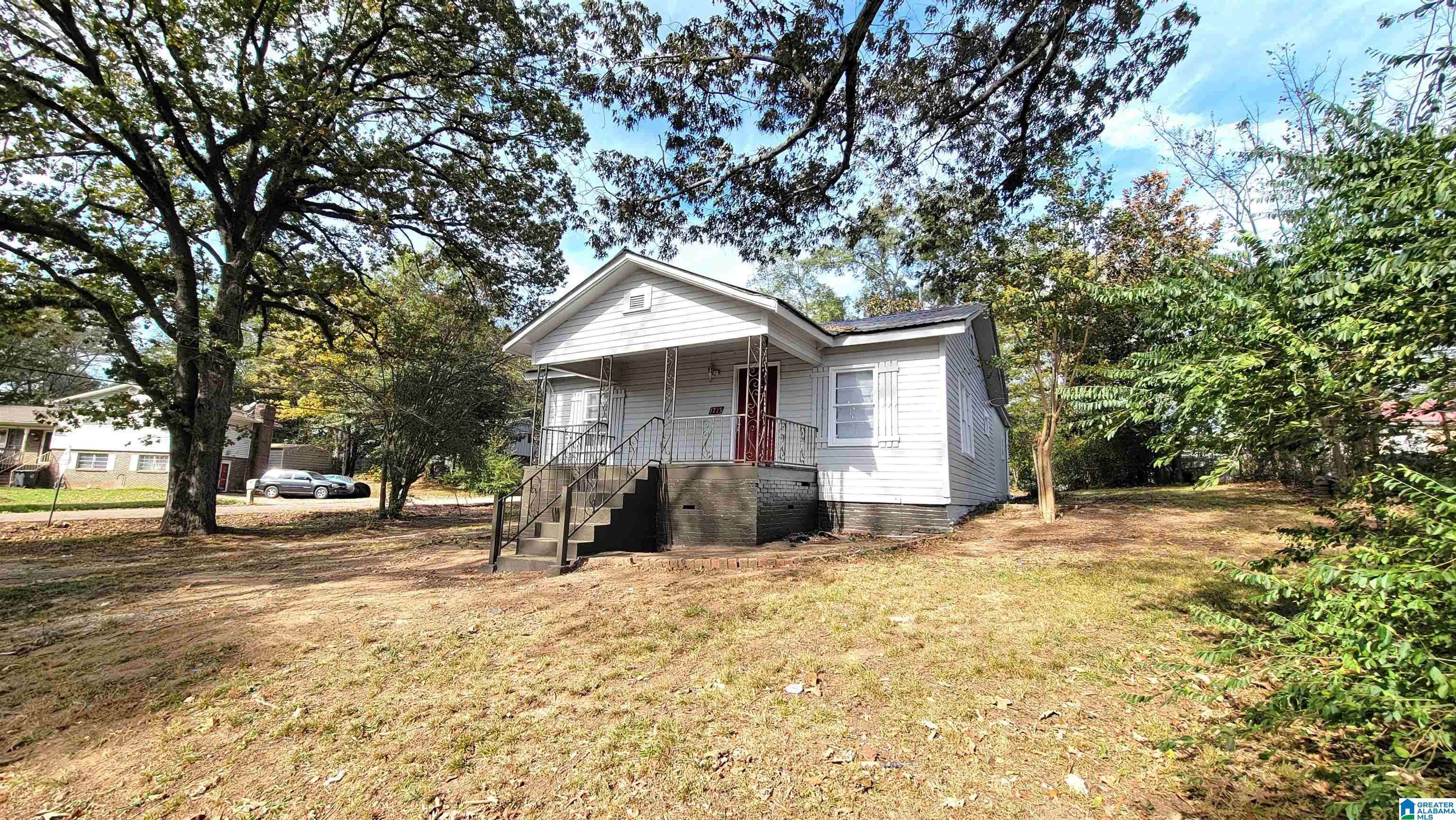 1715 K C DEMENT AVENUE, Fultondale, AL 35068