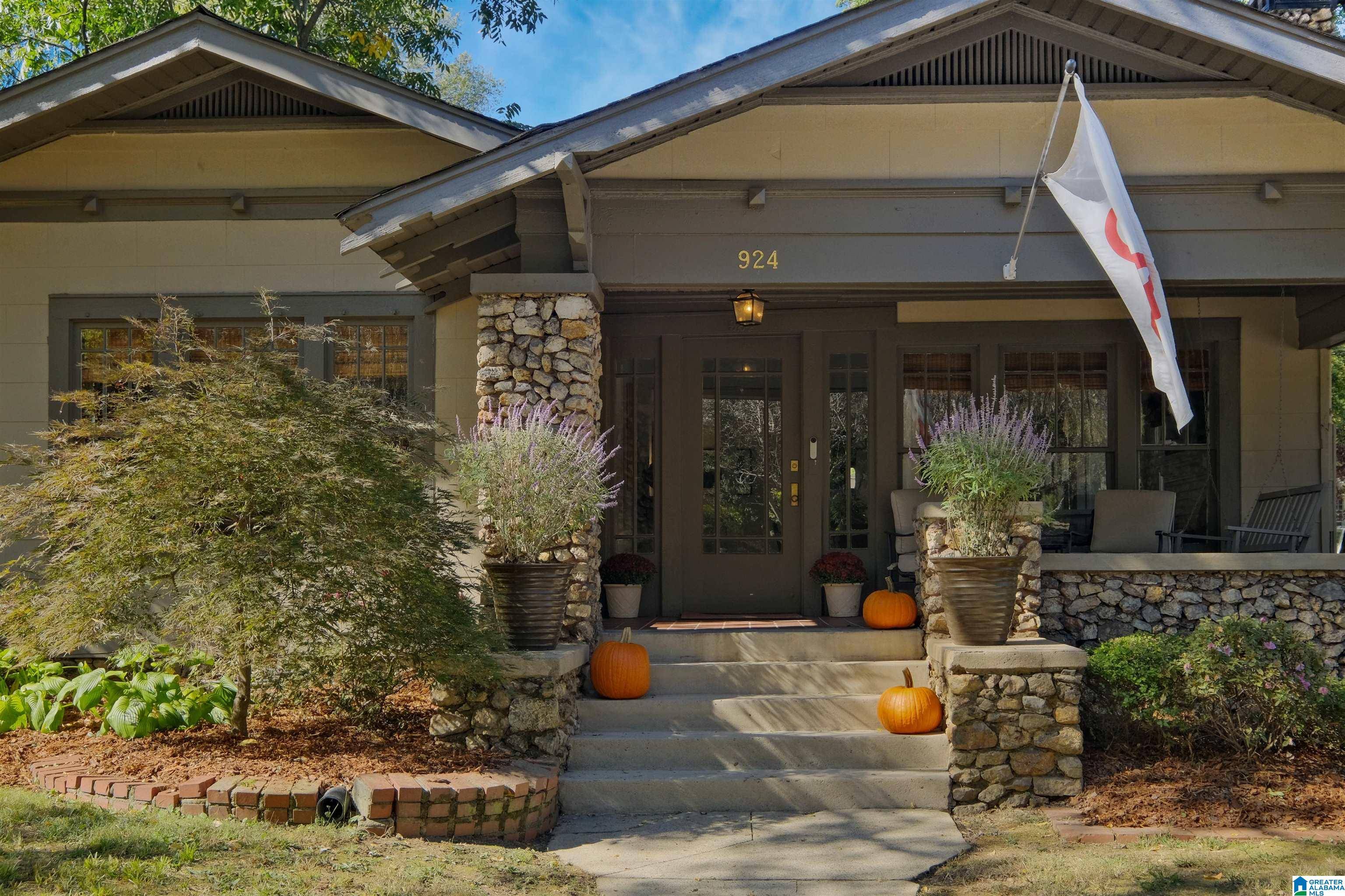 Birmingham, AL 35222,924 S 42ND STREET