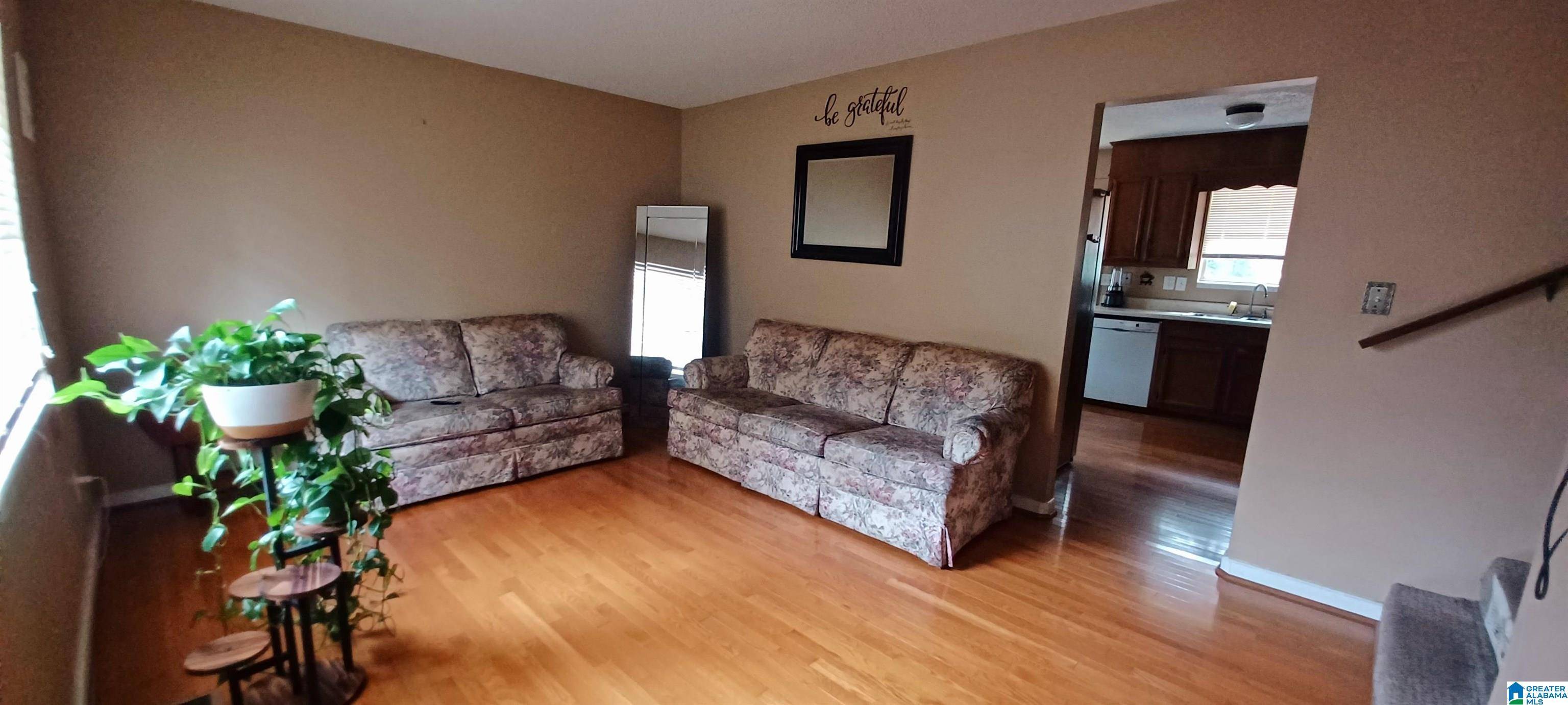Pleasant Grove, AL 35127,755 7TH PLACE