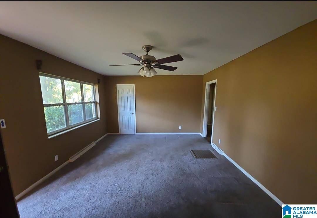 Fultondale, AL 35068,1727 GREENBRIAR DRIVE