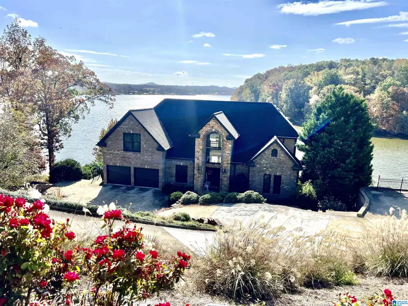 229 WILLOW DRIVE, Lincoln, AL 35096