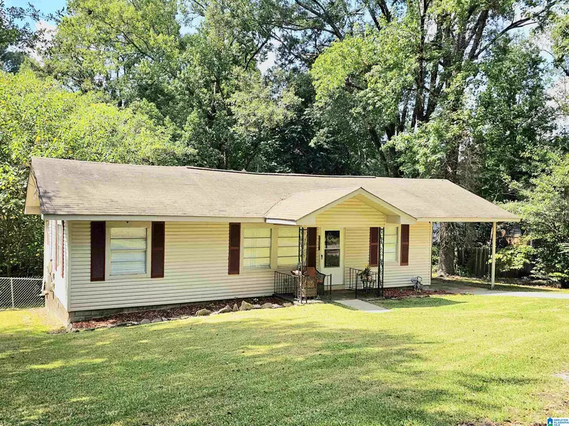 103 BEECHWOOD AVENUE, Hueytown, AL 35023