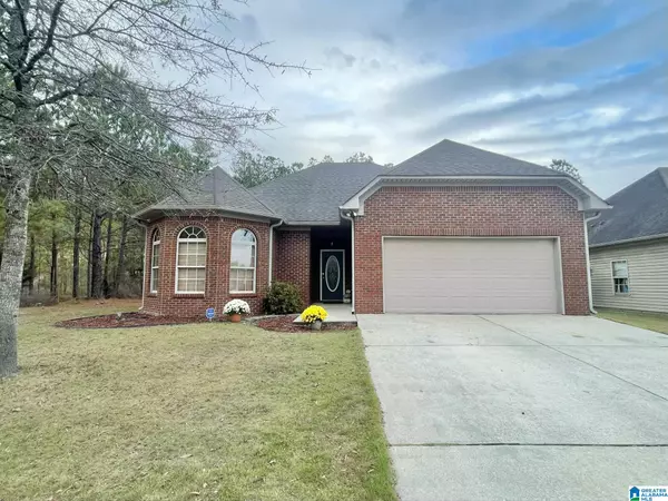 204 WATERFORD HIGHLANDS TRAIL, Calera, AL 35040