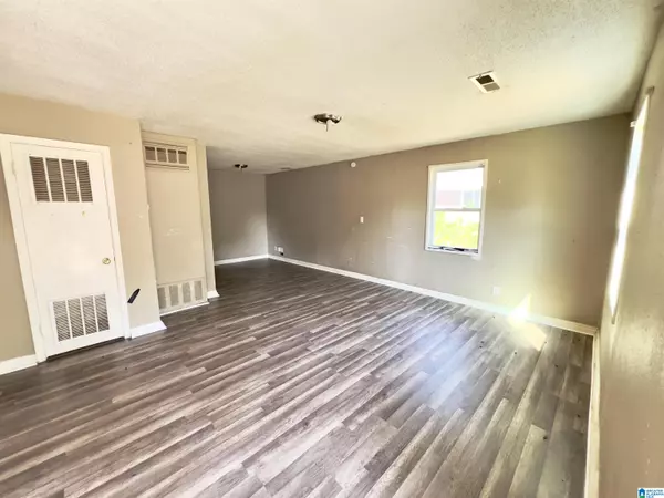 1720 BRIZENDINE DRIVE, Midfield, AL 35228