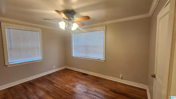 Birmingham, AL 35215,361 ROEBUCK DRIVE