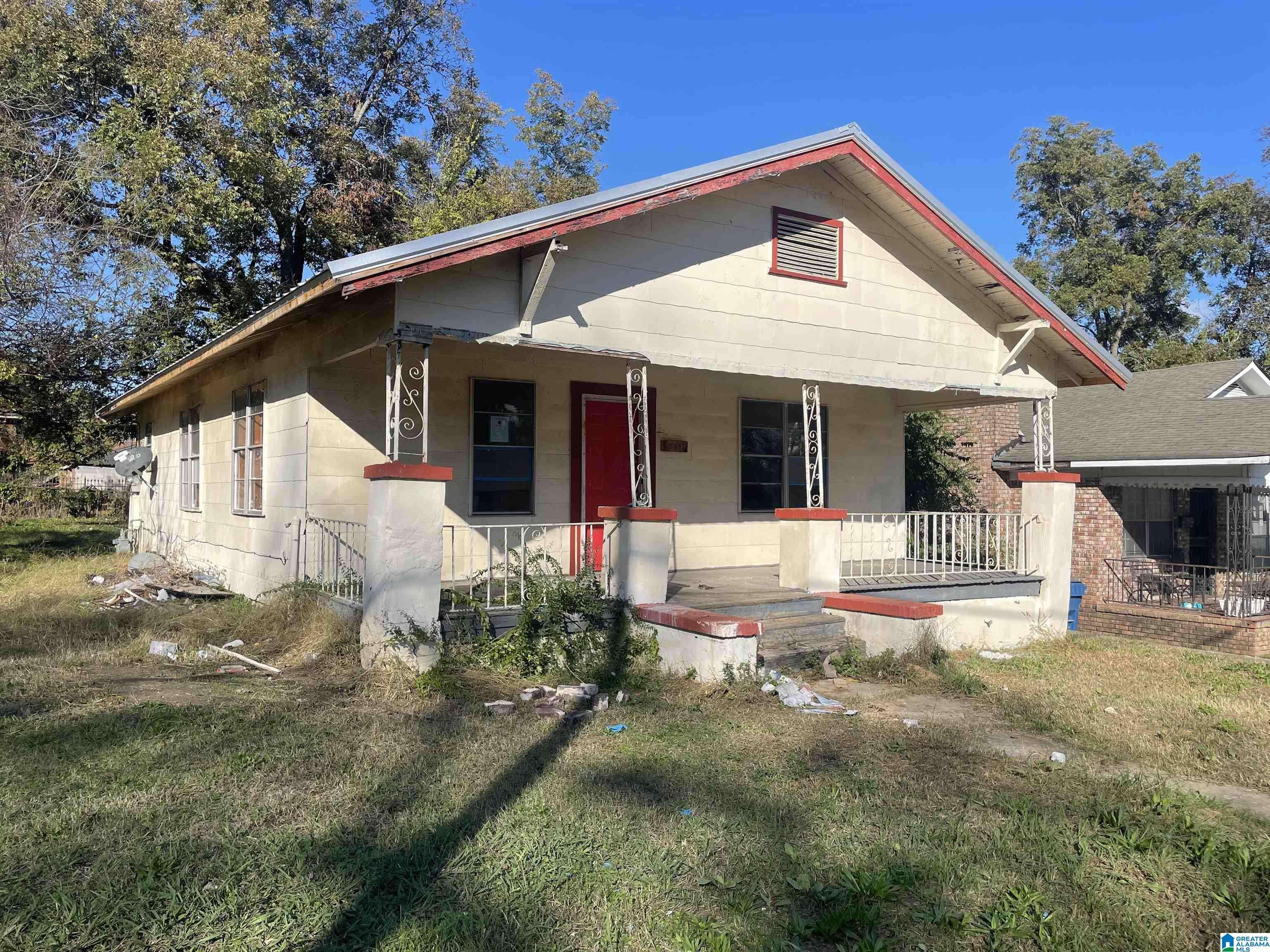 500 JERRY COLEMAN STREET, Fairfield, AL 35064
