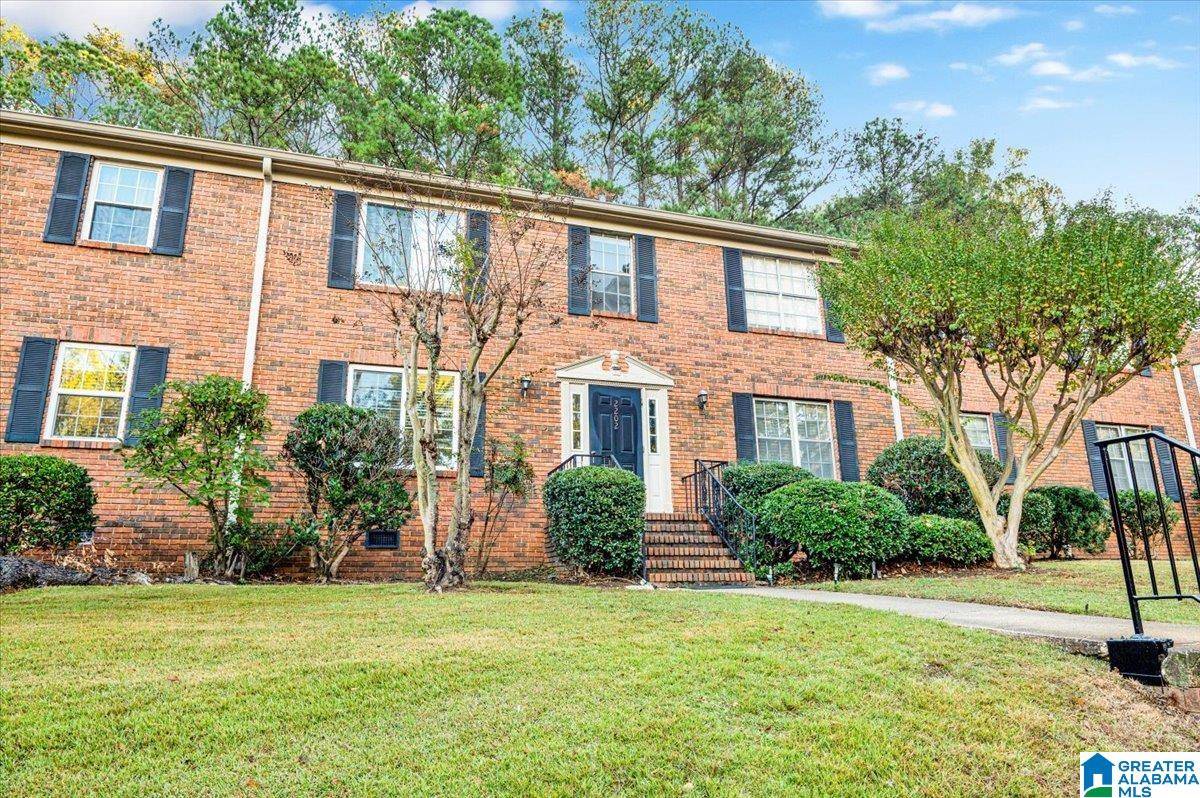 Vestavia Hills, AL 35216,2202 MONTREAT CIRCLE #B
