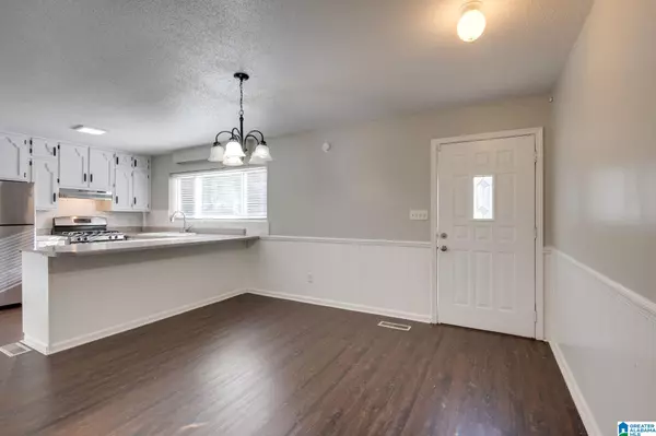 Trussville, AL 35173,7302 THOMAS HALL DRIVE