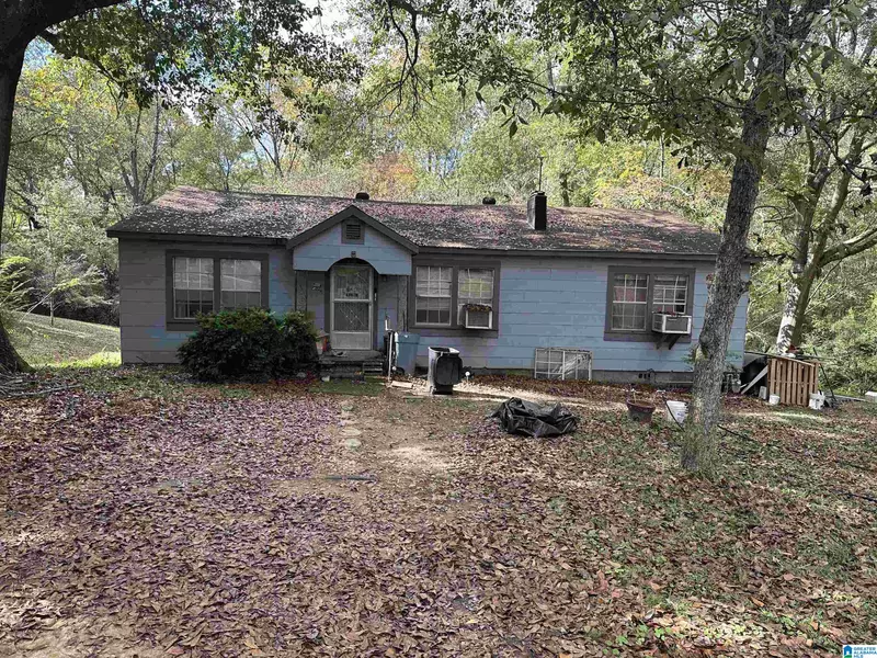 178 2ND STREET NW, Graysville, AL 35073