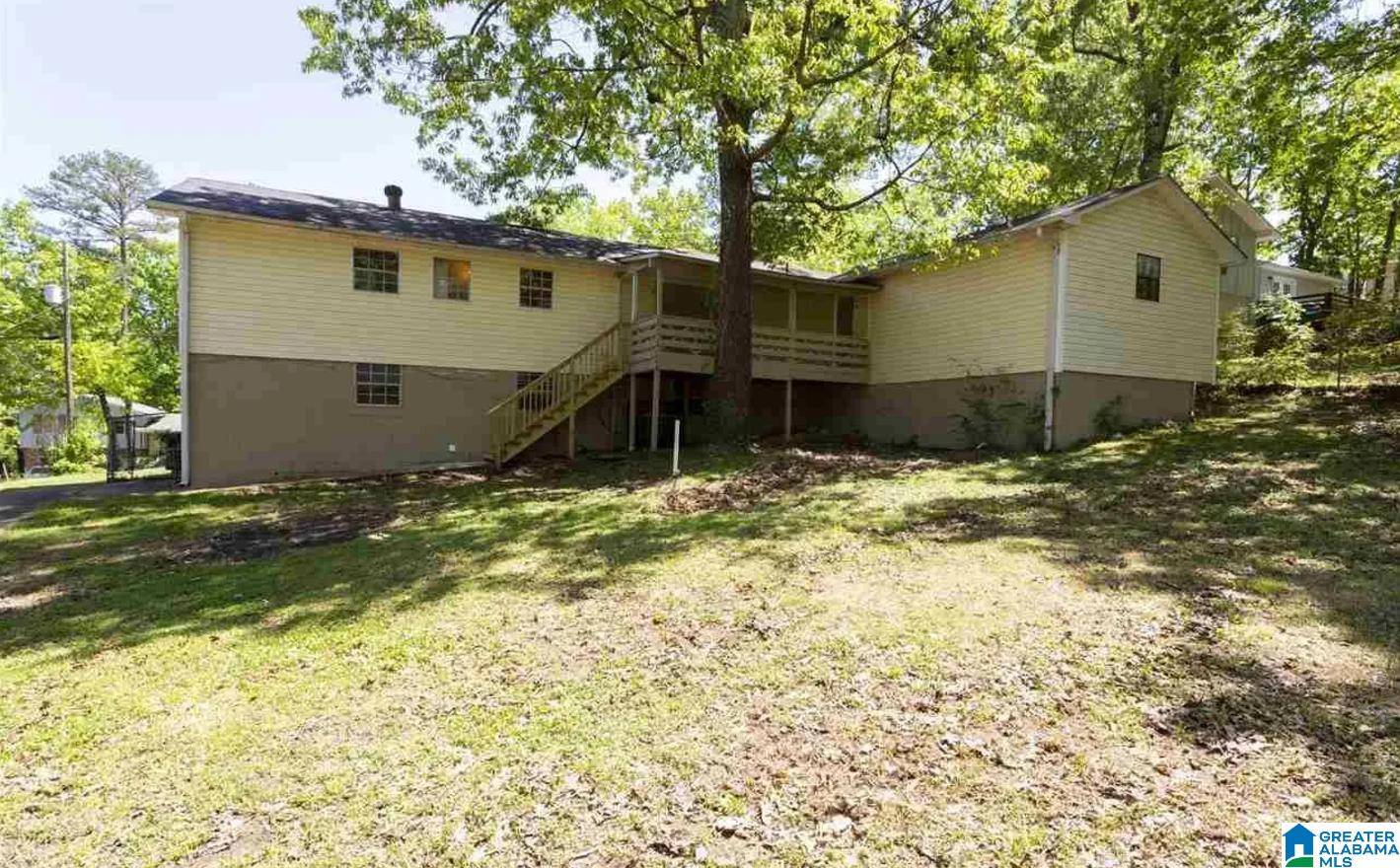 Center Point, AL 35215,2620 6TH STREET NE