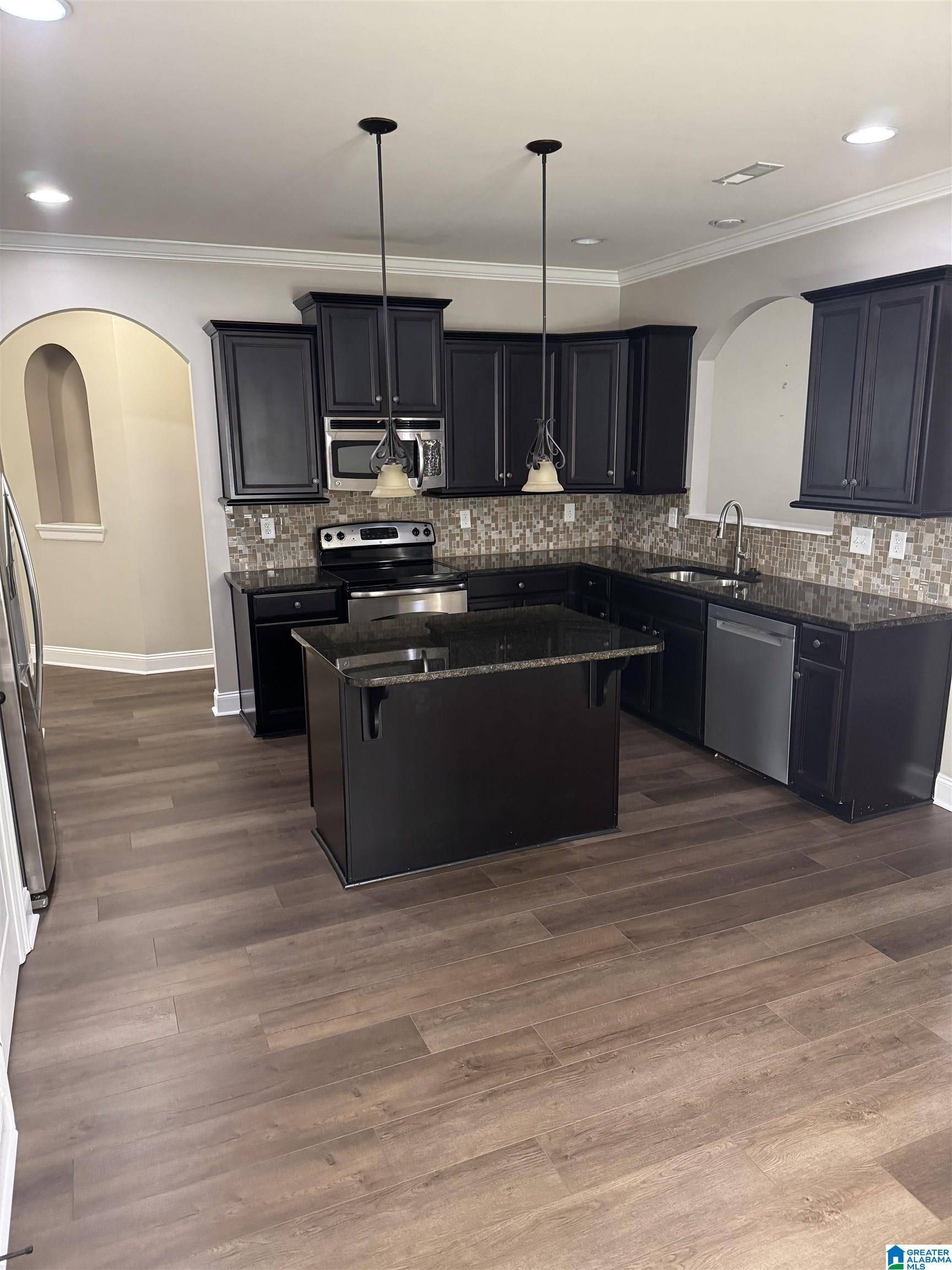 Pelham, AL 35124,378 HOLLAND LAKES DRIVE S