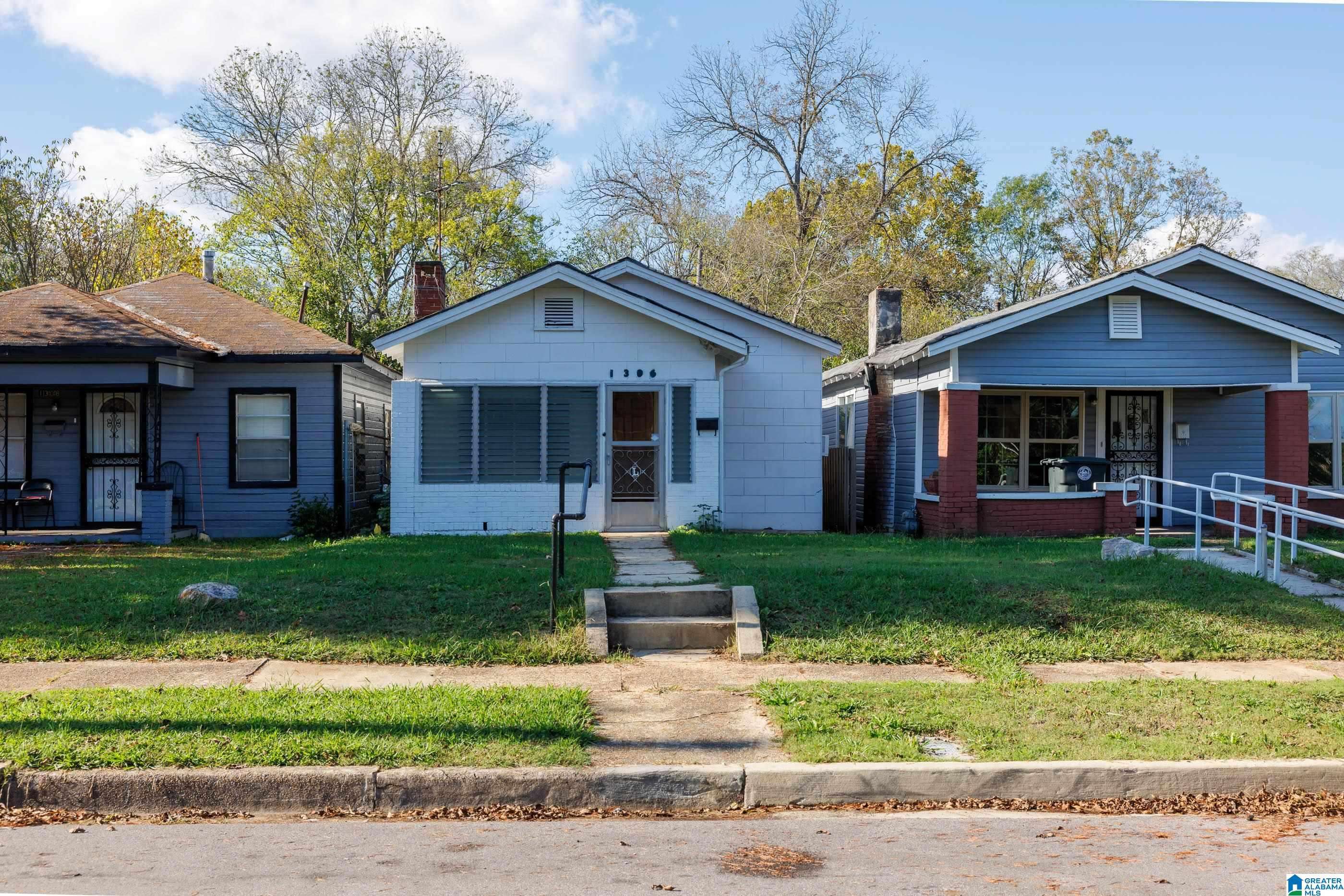 Birmingham, AL 35218,1306 AVENUE R