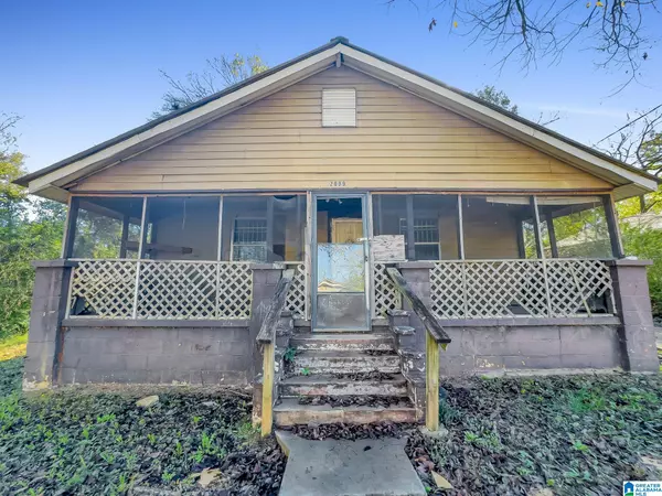 2009 DAWSON AVENUE, Lipscomb, AL 35020