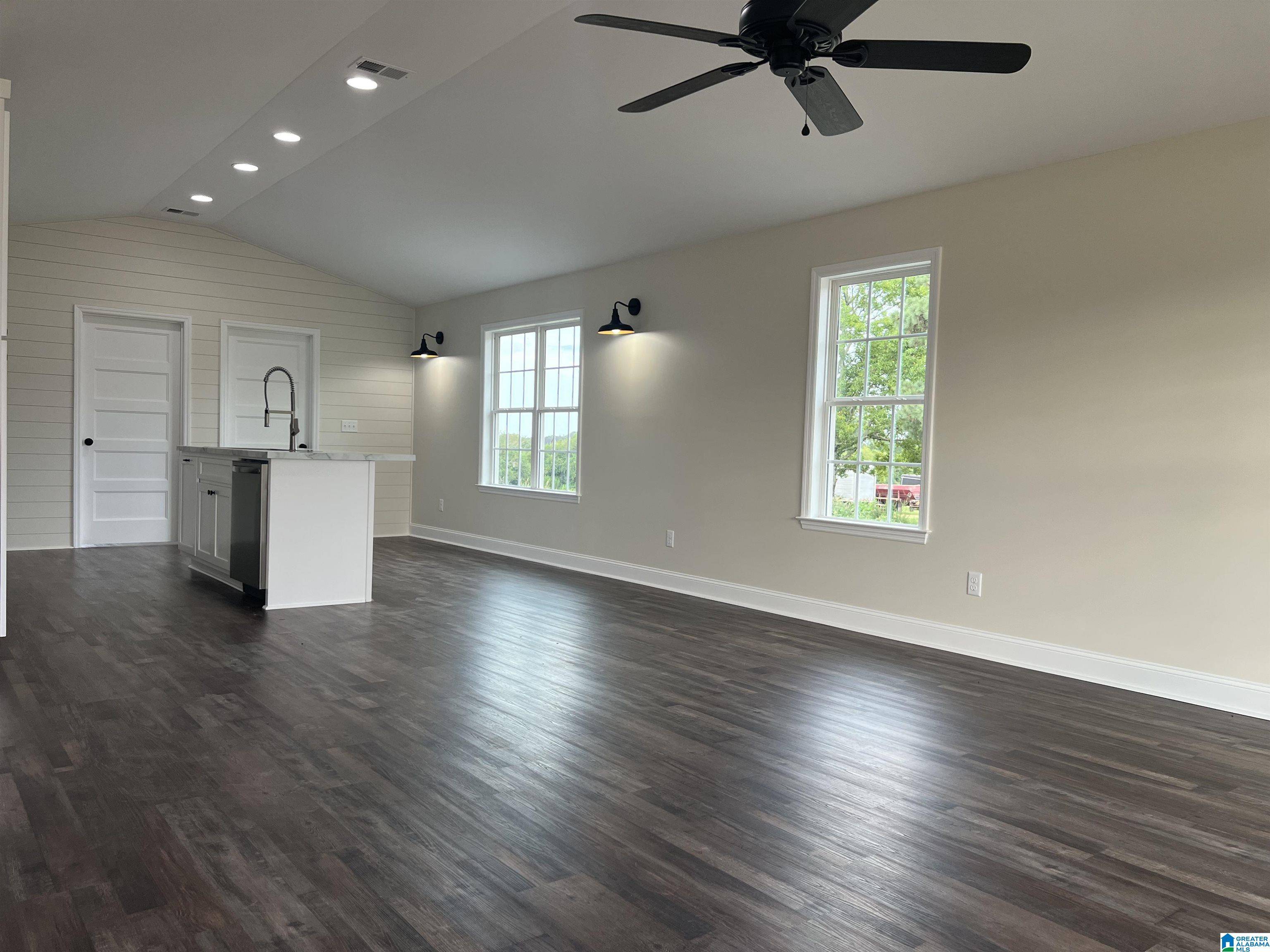 Baileyton, AL 35019,138 PAN CREEK ROAD