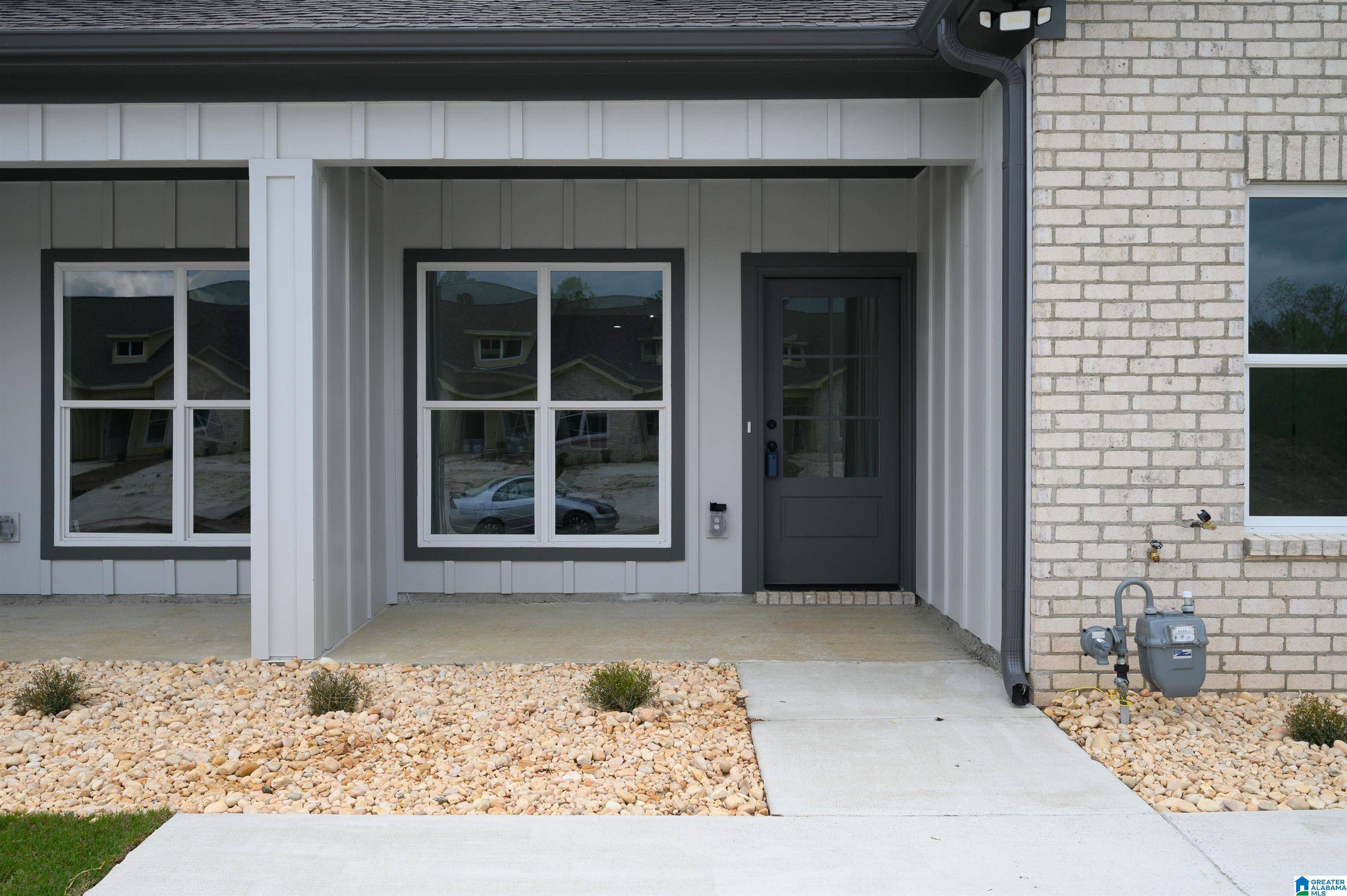 Calera, AL 35040,105 TRIFECTA DRIVE