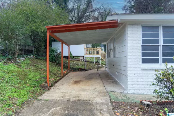 Center Point, AL 35215,321 20TH AVENUE NE