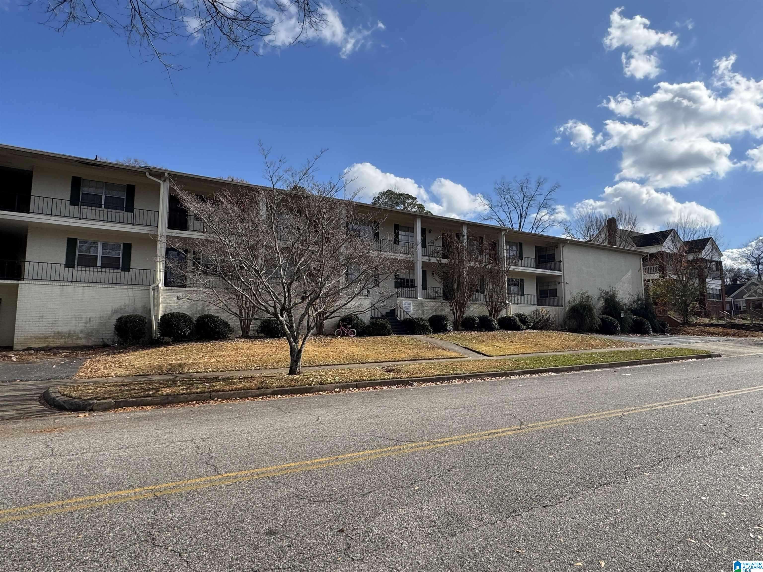 Anniston, AL 36207,1415 CHRISTINE AVENUE #1