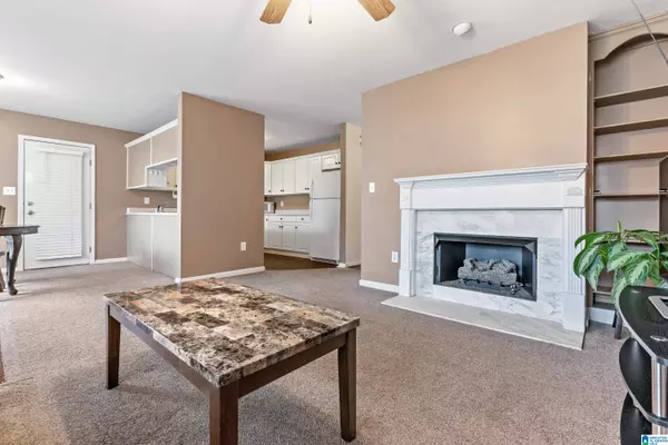 Alabaster, AL 35007,104 WILLOW POINT LANE