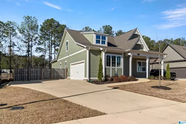 Pelham, AL 35124,3087 SIMMS LANDING