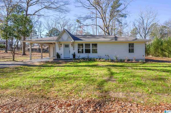 216 PINE HILL DRIVE, Columbiana, AL 35051