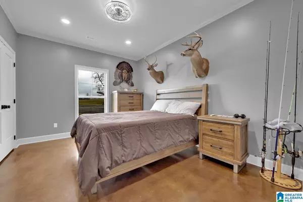 Steele, AL 35987,2712 LOOP ROAD