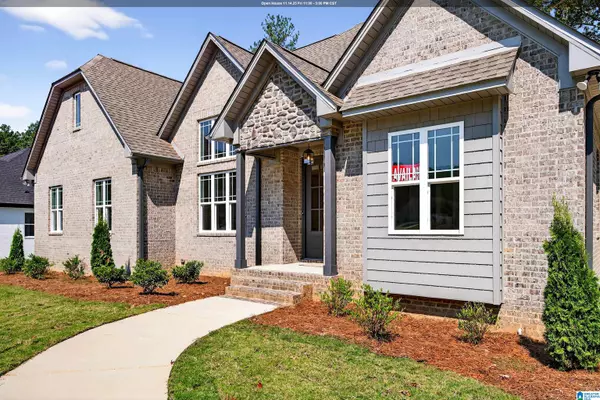 1142 GREY OAKS VALLEY, Pelham, AL 35124