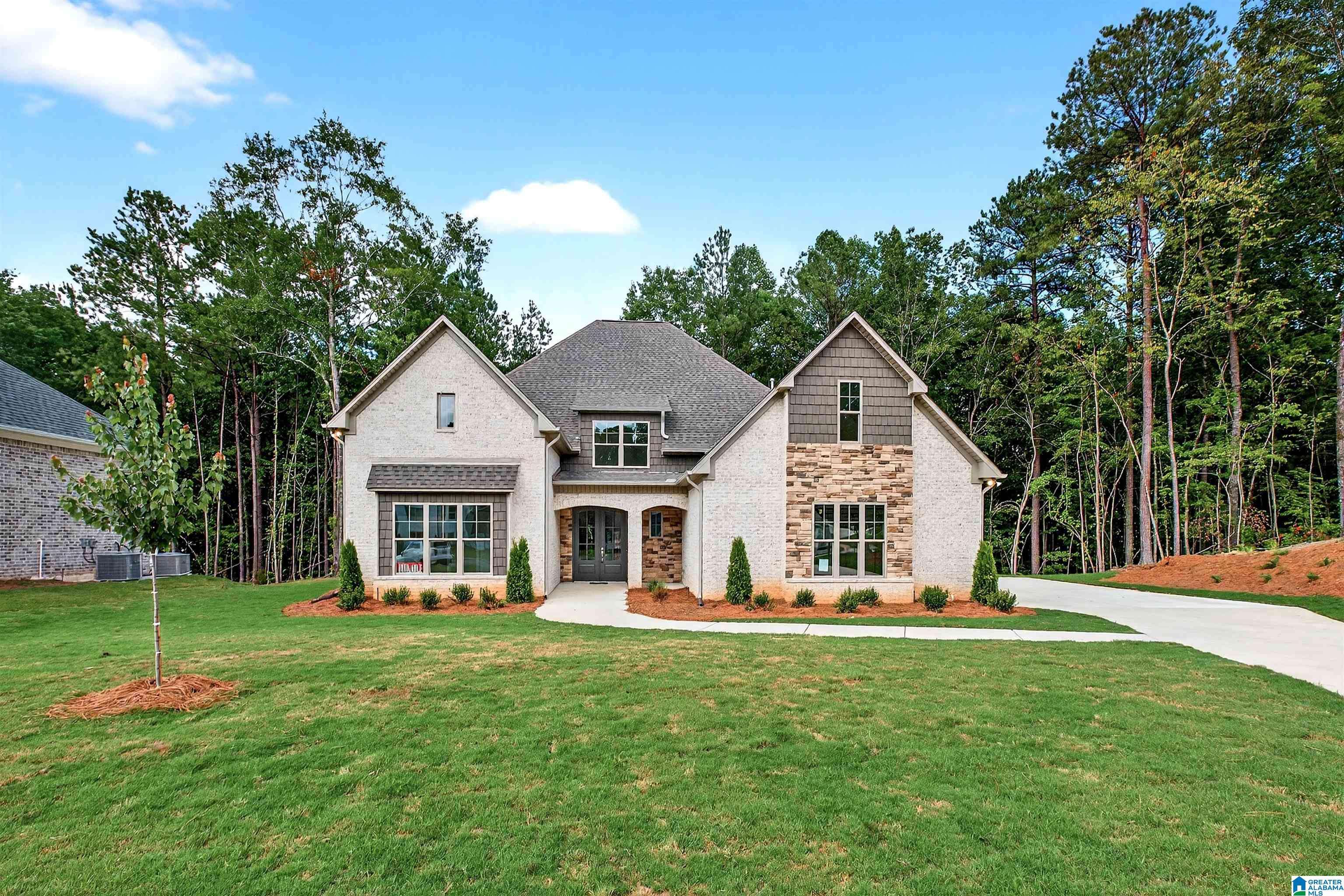 Pelham, AL 35124,513 GREY OAKS GROVE