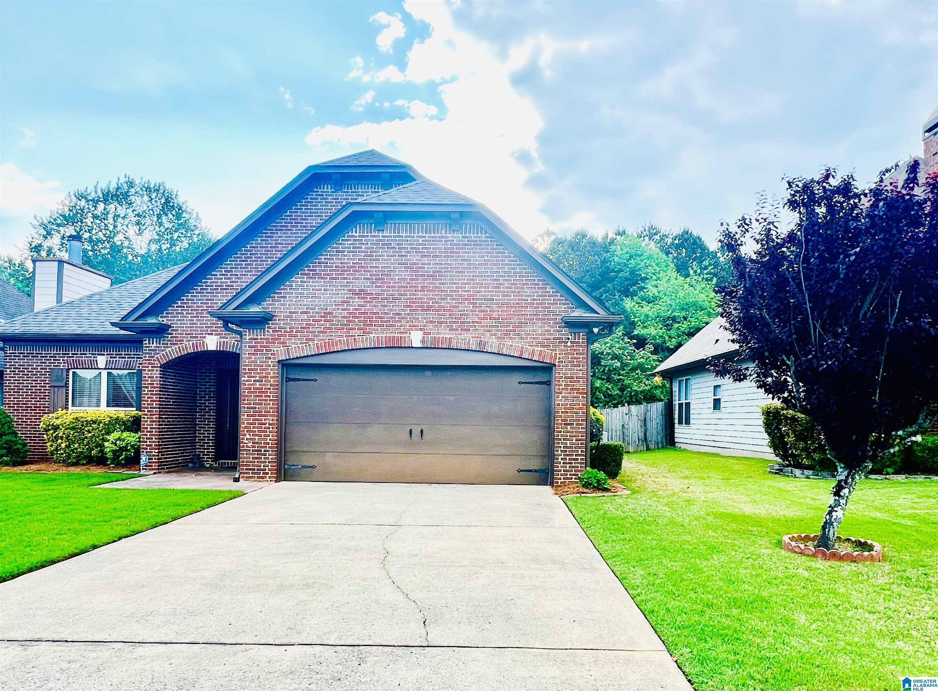 1069 AVALON DRIVE, Moody, AL 35004
