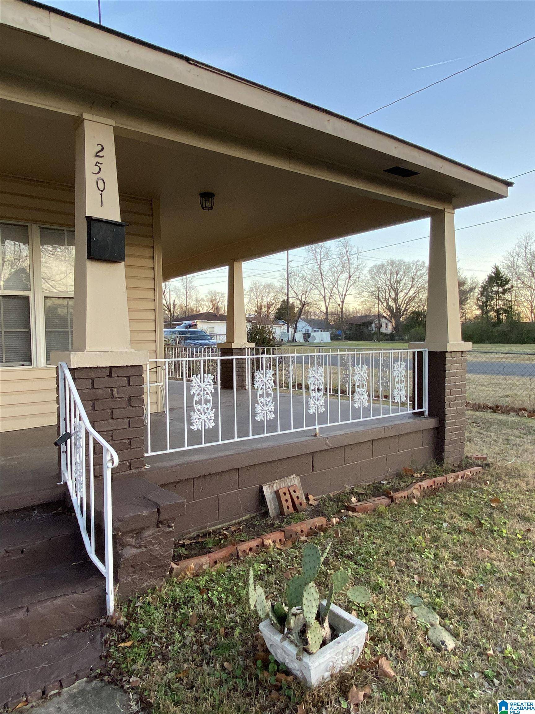 Bessemer, AL 35020,2501 10TH AVENUE N