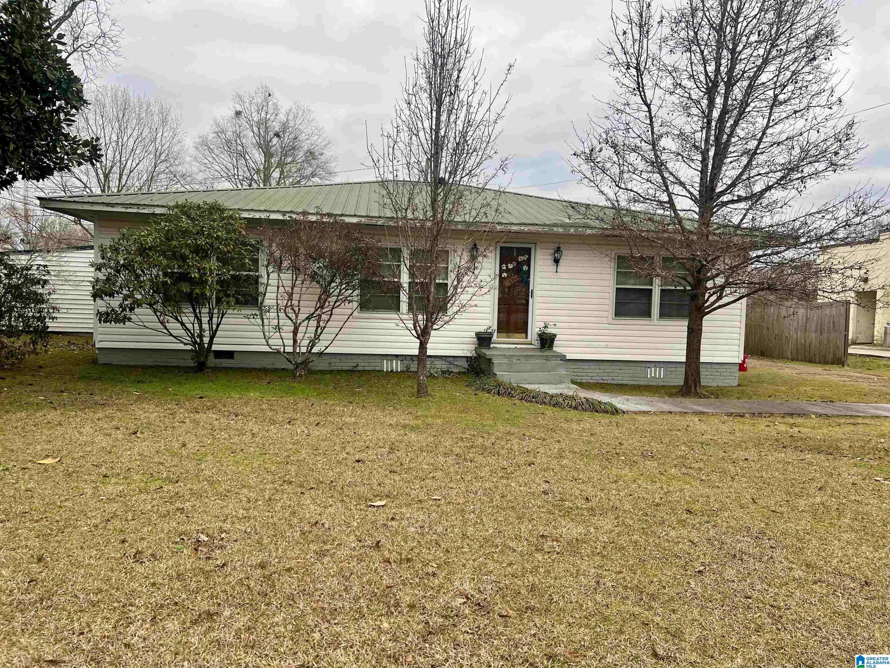 1438 TEMPLE AVENUE, Fayette, AL 35555
