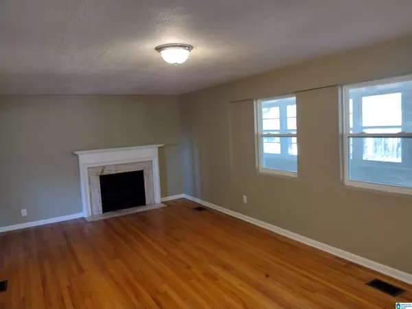 Anniston, AL 36203,5733 GLADE CIRCLE