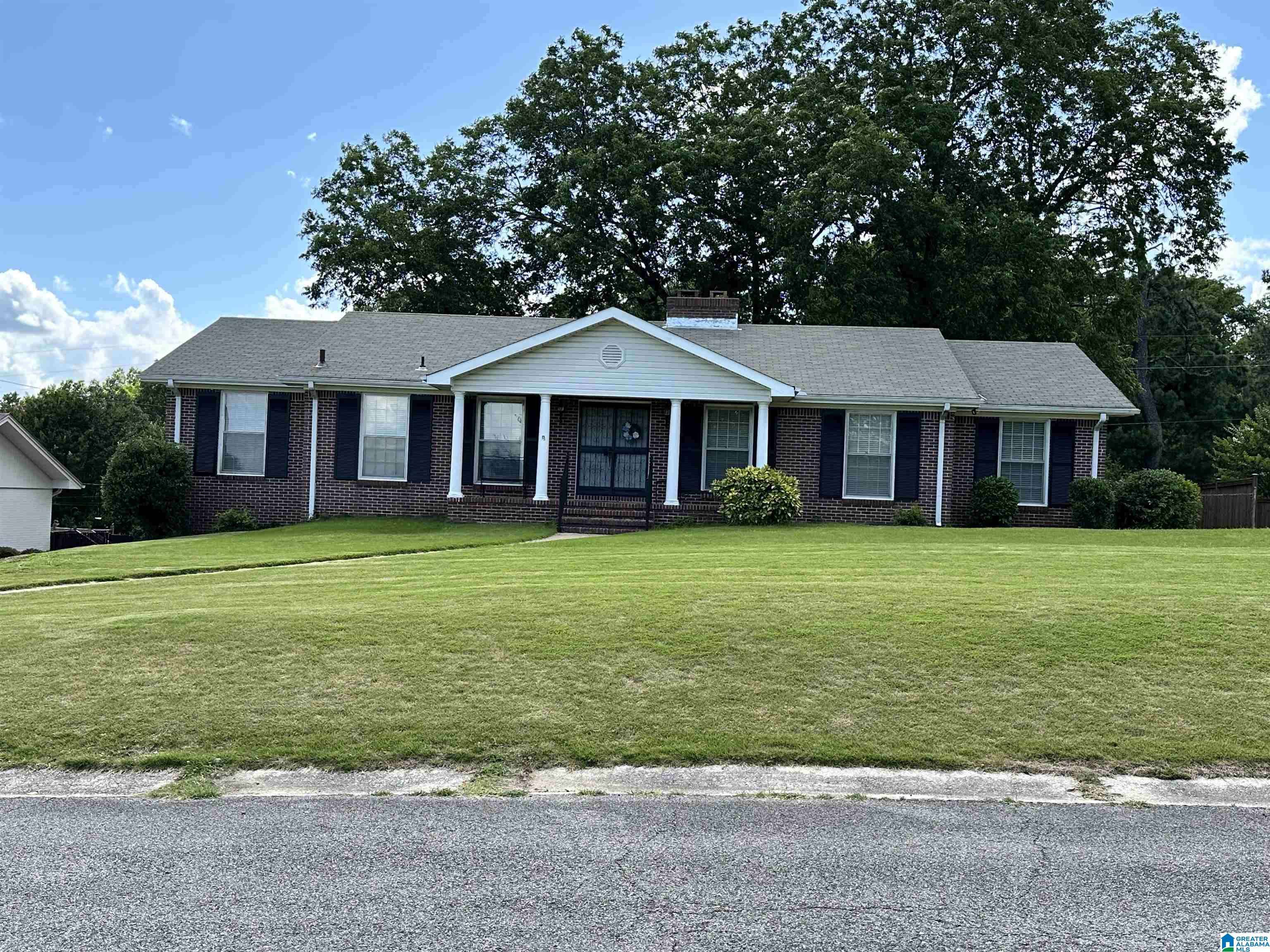 2516 WOODMERE DRIVE, Vestavia Hills, AL 35226