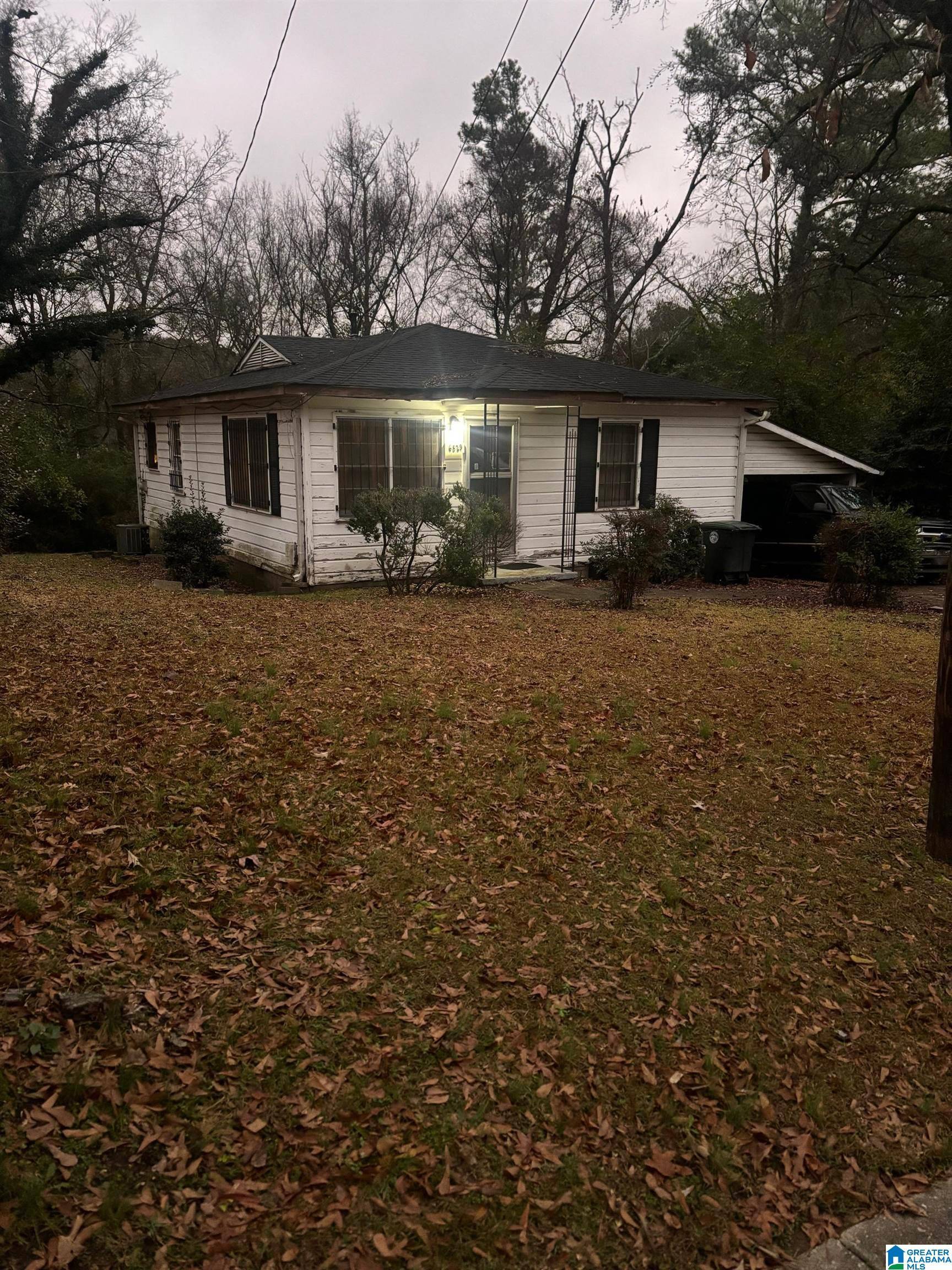 6829 FRANKFORT AVENUE, Birmingham, AL 35212