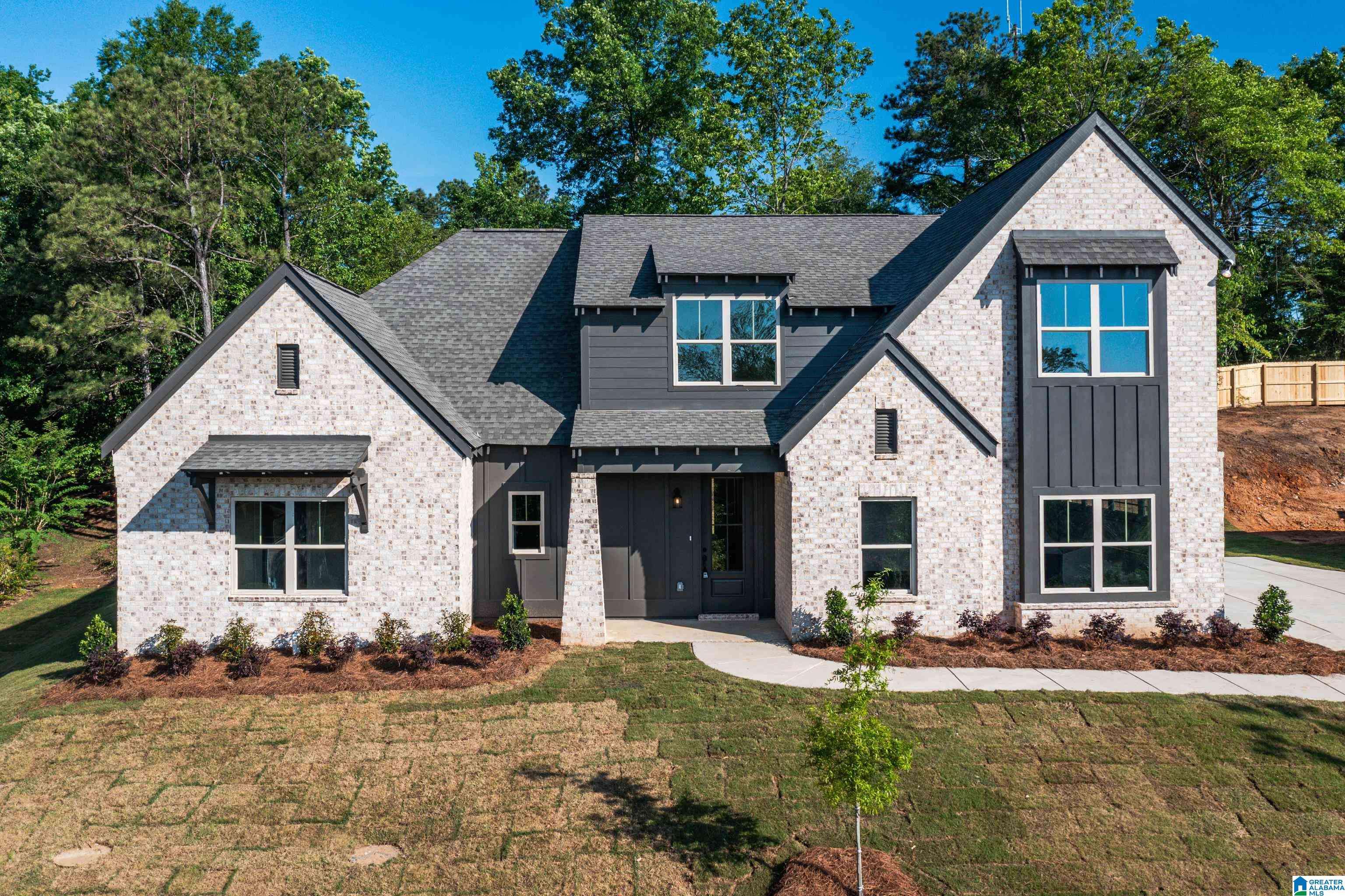 1082 ASBURY CIRCLE, Helena, AL 35022
