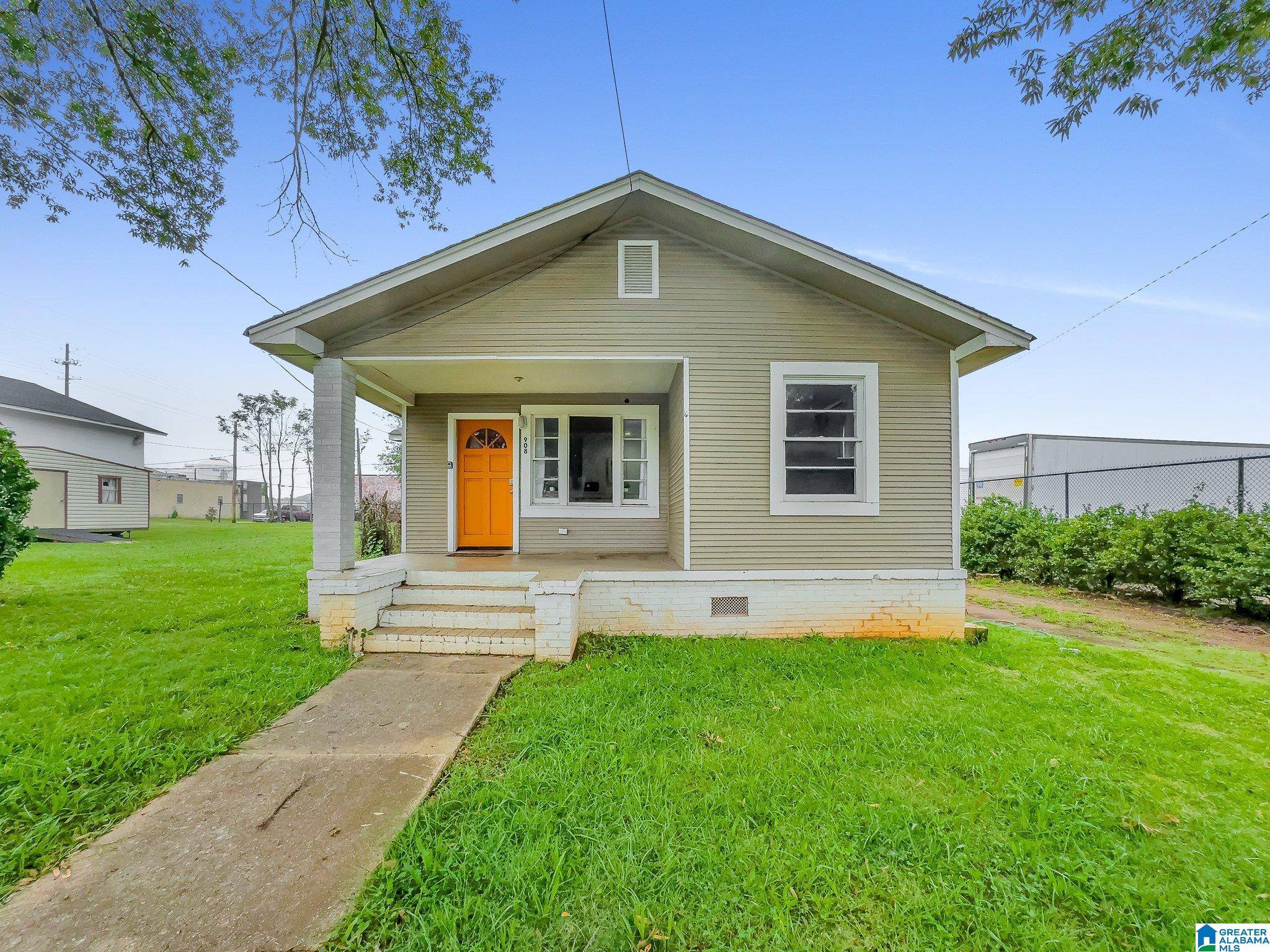 908 37TH STREET N, Birmingham, AL 35222
