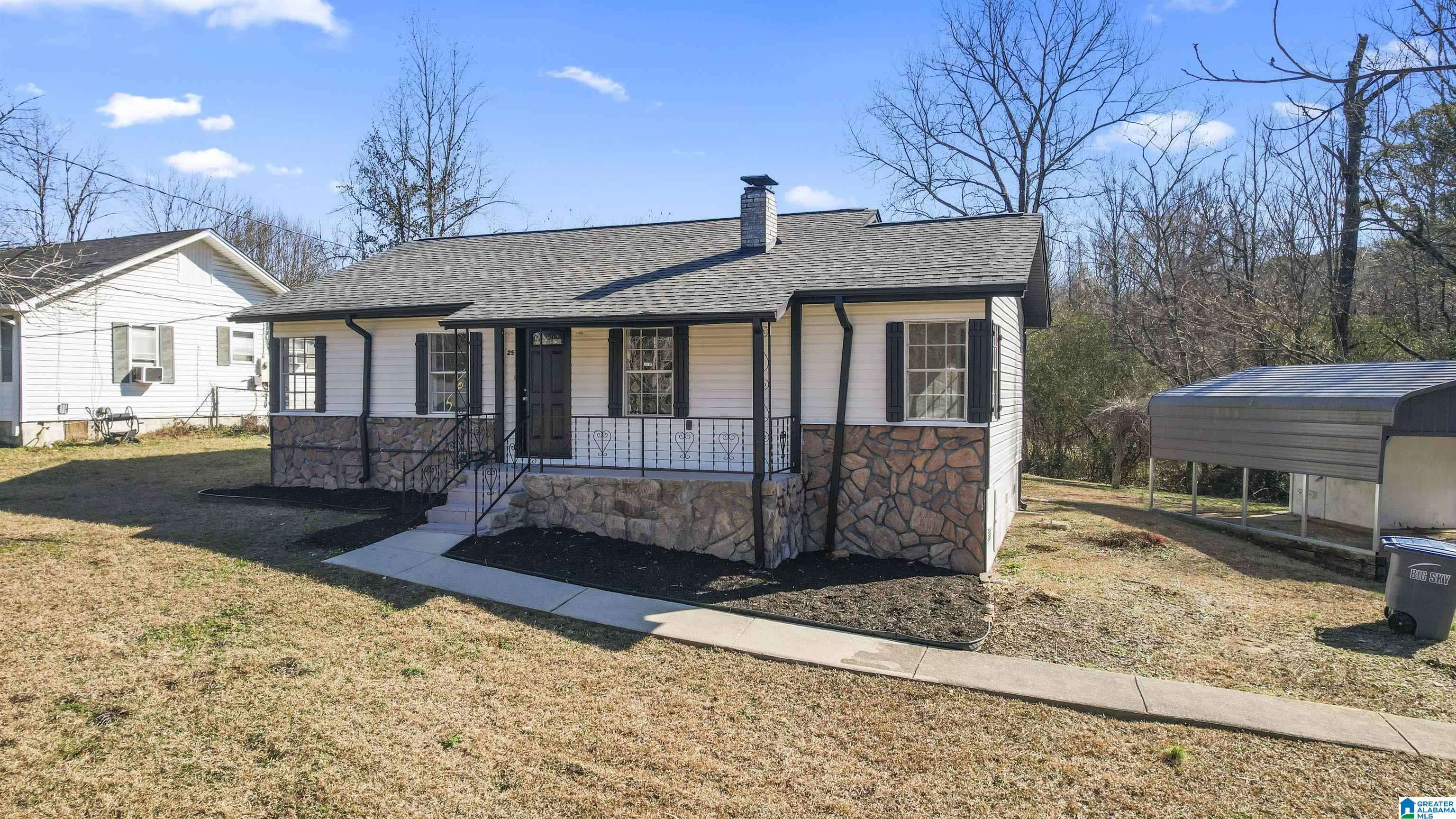 Adamsville, AL 35005,25 BROWN DRIVE