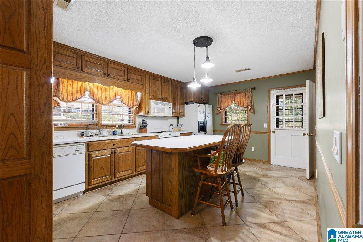 Oneonta, AL 35121,23 GRANDVIEW DRIVE