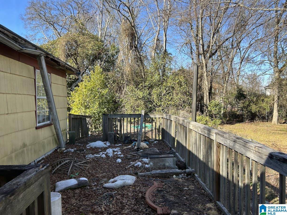 Birmingham, AL 35211,1812 SW 14TH PLACE