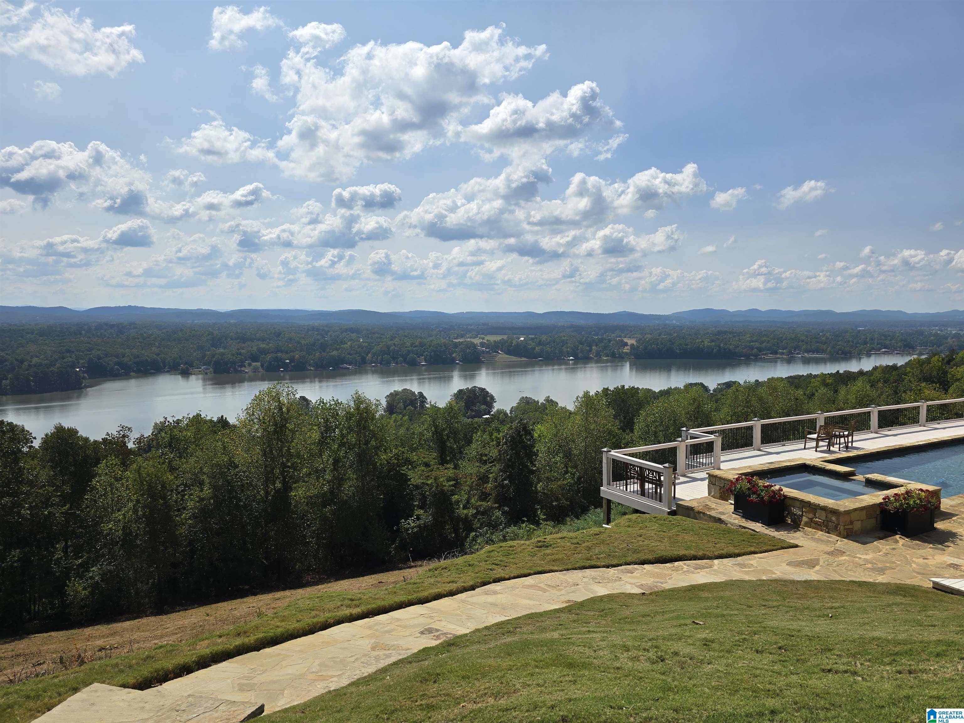 Rainbow City, AL 35906,121 MOUNTAIN BREEZE COURT
