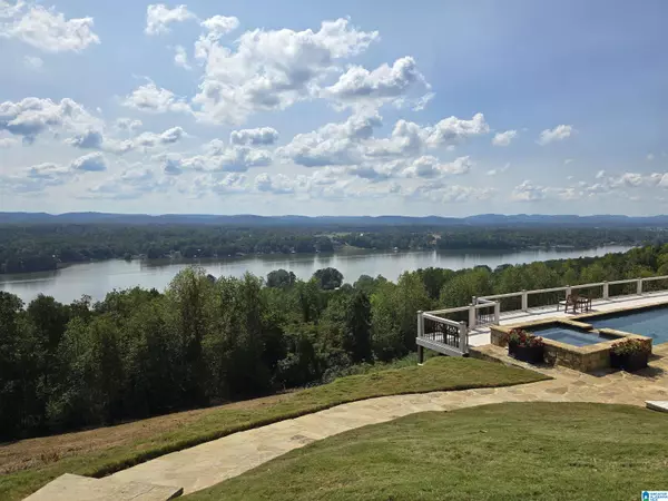 Rainbow City, AL 35906,121 MOUNTAIN BREEZE COURT