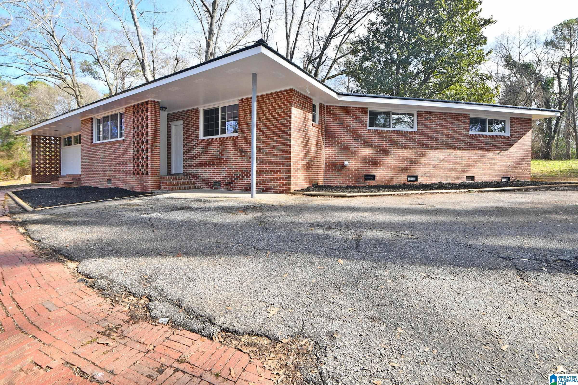 329 WOODLAND AVENUE, Roanoke, AL 36274